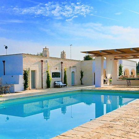 Casolare Degli Ulivi Villa Остуни Екстериор снимка