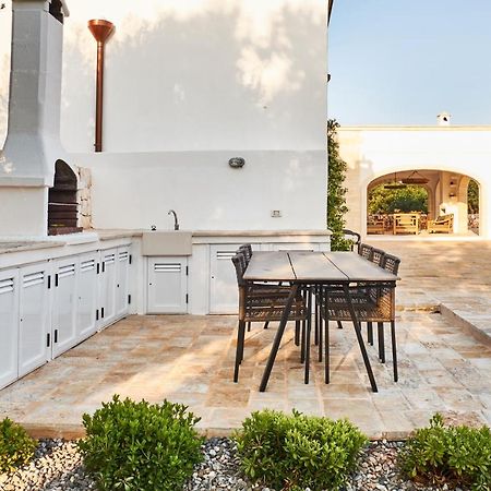 Casolare Degli Ulivi Villa Остуни Екстериор снимка