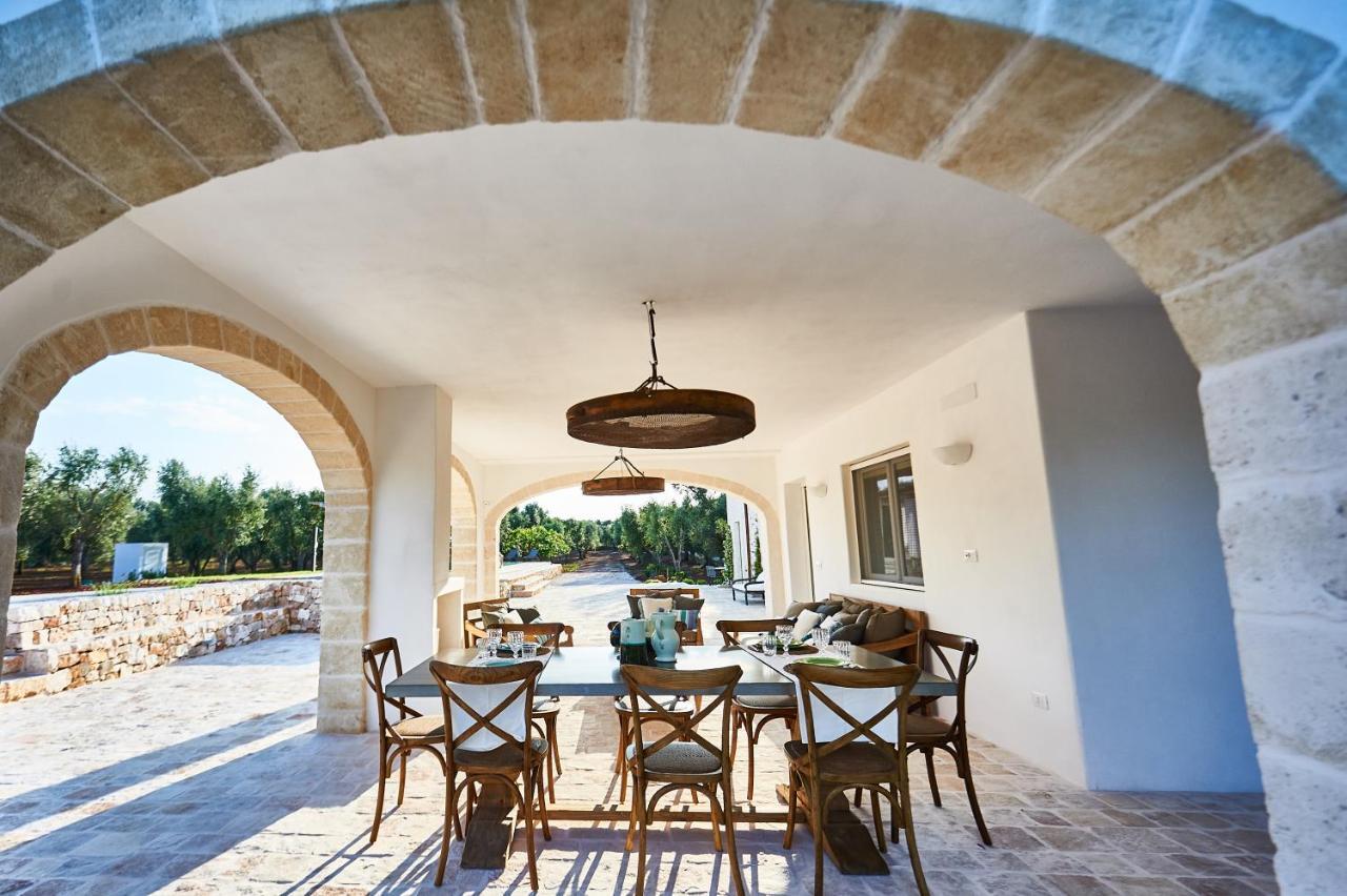Casolare Degli Ulivi Villa Остуни Екстериор снимка