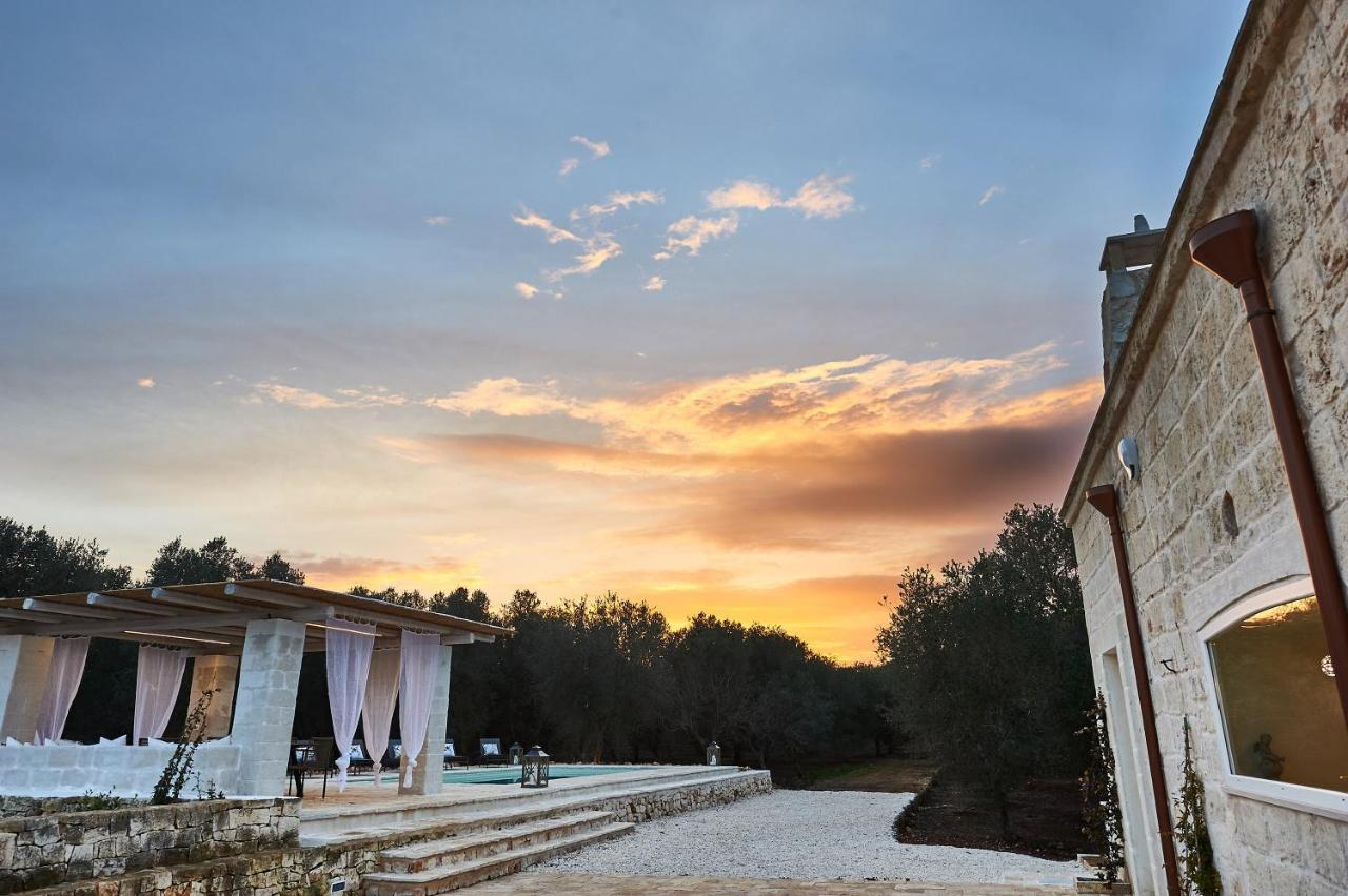 Casolare Degli Ulivi Villa Остуни Екстериор снимка