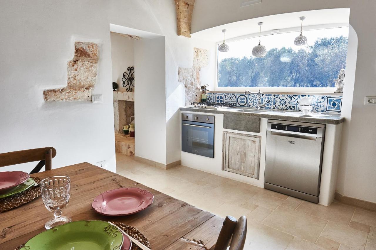 Casolare Degli Ulivi Villa Остуни Екстериор снимка
