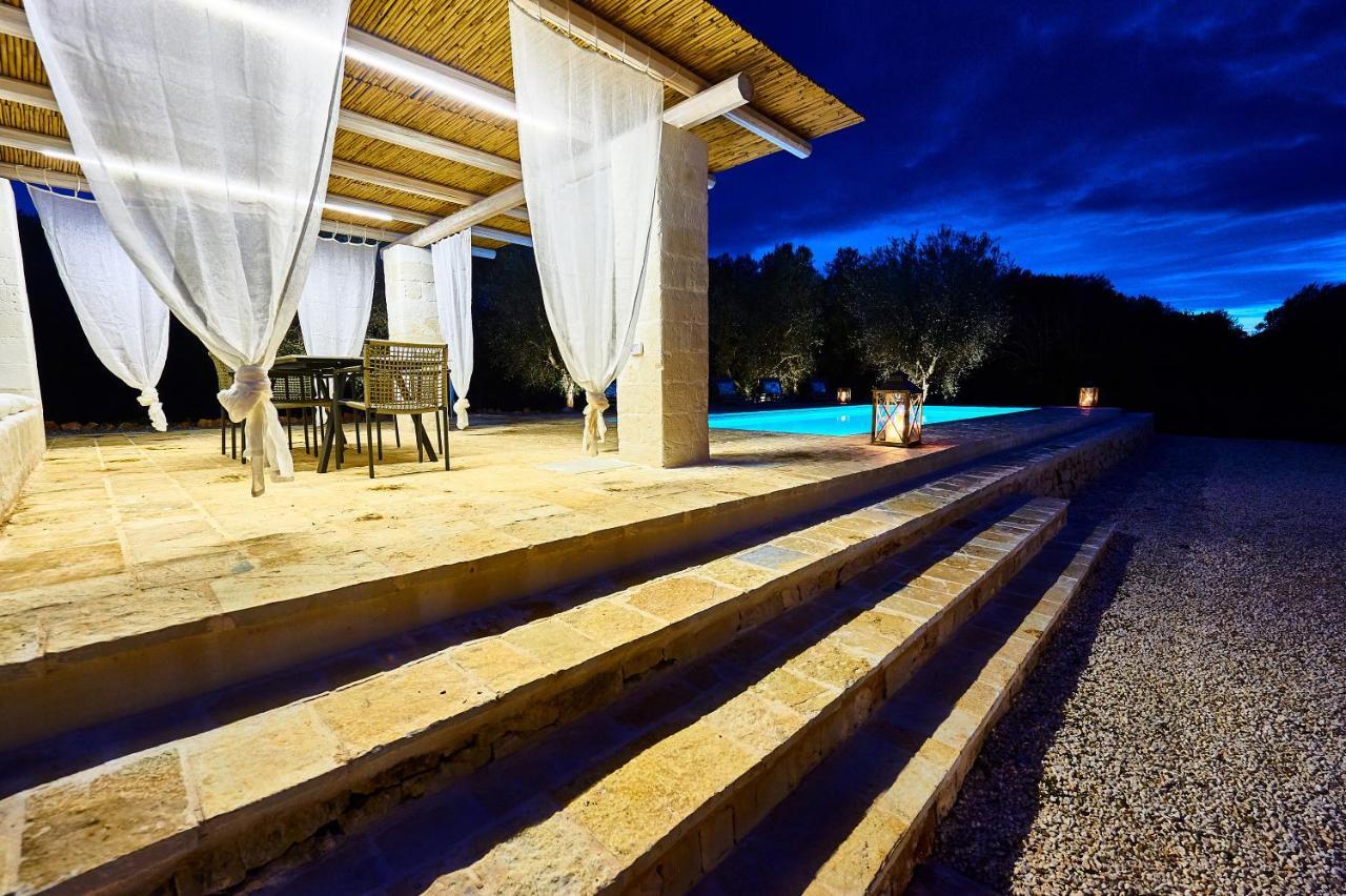 Casolare Degli Ulivi Villa Остуни Екстериор снимка